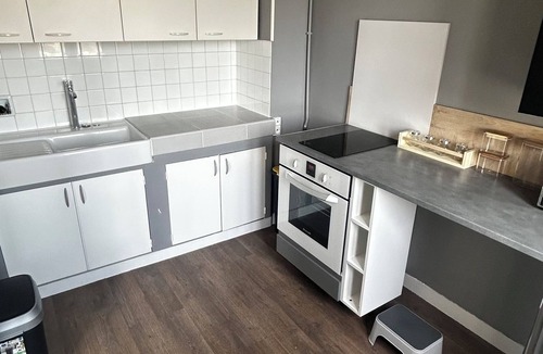 Sainte-Therese-Demi-Lune Apartment | Charming, cosy T2 in the heart of Caen - Free parking