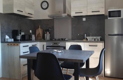 Cambernon Cottage | Charming Cottage in Cambernon - Fireplace, Enclosed Garden, WiFi, Sleeps 4