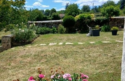 Bioussac Cottage | CHARMING COTTAGE WITH TERRACE OVERLOOKING THE COUNTRYSIDE