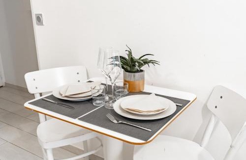 Porte-Dauphine Apartment | Charming & Cozy Apartment Near the Eiffel Tower