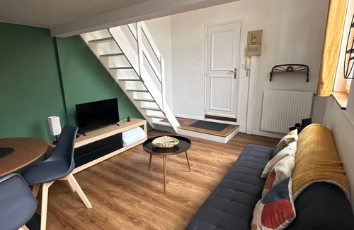 Quartier Pasteur Apartment | Charming Duplex Old Rouen