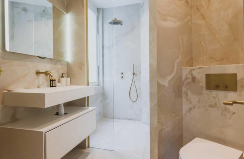 L'Europe Apartment | Charming flat - 2BR- 6P - Arc de Triomphe