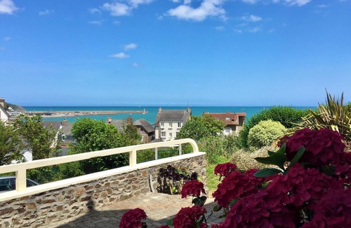 Binic Apartment | Charming sea view accommodation