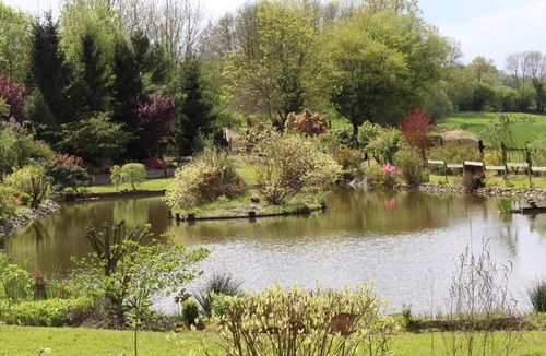 Les Authieux-du-Puits Cottage | Charming duplex in the heart of Pays des haras with peaceful garden and WiFi