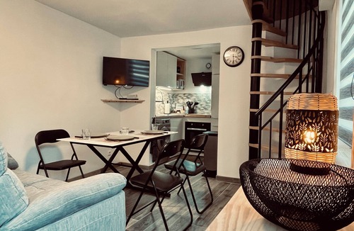 Saint-Julien-le-Faucon House | Charming little village house
