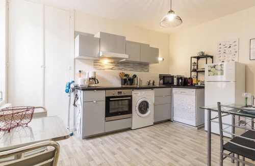 Saint-Vaast-la-Hougue Apartment | Charming apartment, pets allowed - 2 guests