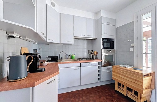 Bernieres-sur-Mer Cottage | Charming fully-equipped house 50 m from the beach for 2 to 6 people