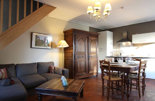 Sainte-Marie-du-Mont Cottage | Charming house with fireplace and pets allowed near Utah Beach