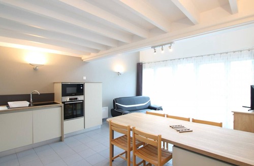 Biville Cottage | Charming House Near Dunes with Terrace, BBQ, and Pet-Friendly Facilities