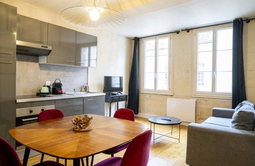 Centre Ancien Apartment | Charming one-bedroom apartment in the heart of the historic district
