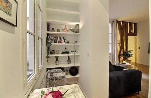 Les Halles Apartment | Charming & Quiet - 1 Bedroom, 1 Bath Apartment - Louvre & Rivoli
