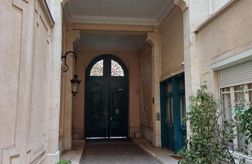 Passy Apartment | Charming Small Studio by trocadero