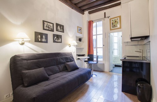 Enfants-Rouges Apartment | Charming studio in the heart of the Marais