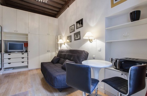 Enfants-Rouges Apartment | Charming studio in the heart of the Marais