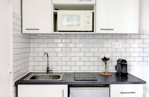 Quartier du Gros-Caillou Apartment | Charming Studio near Eiffel Tower for 2