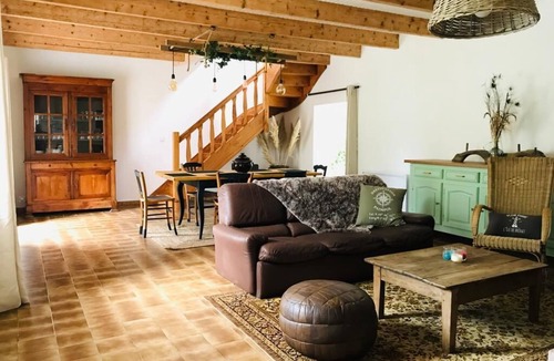 Yvias House | Chateau/Country House