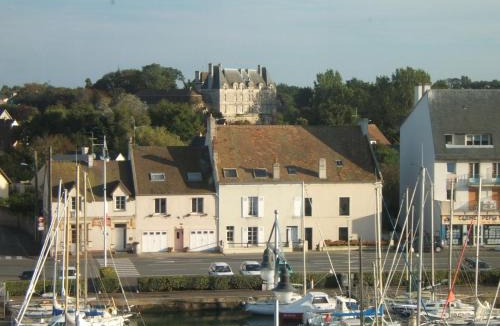 Courseulles-sur-Mer Bed & Breakfast | Chateau de Courseulles