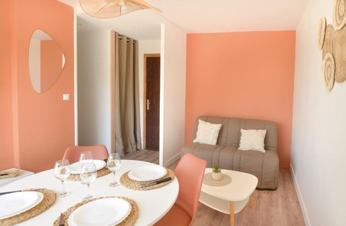 Saint-Regnobert-de-la-Cote-de-Nacre Apartment | Chez Flora - Appt pour 4 proche de la plage