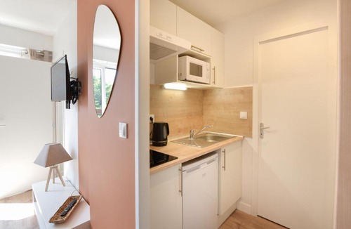 Saint-Regnobert-de-la-Cote-de-Nacre Apartment | Chez Flora - Appt pour 4 proche de la plage