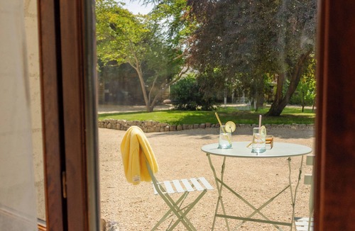 Gennes House | Chez Henri - double room on one level