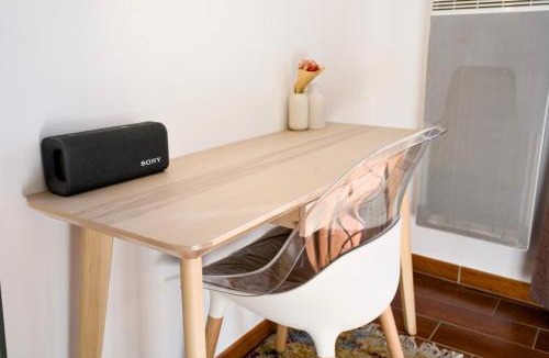 Poissy Apartment | Chez Leela