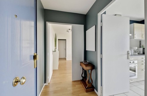 Saint-Denis Apartment | Chic Apart With Great View of Paris