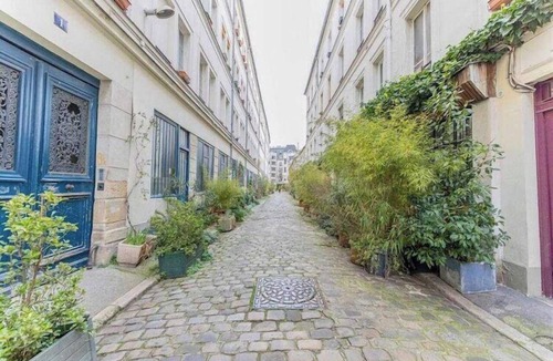 Quartier de la Folie-Mericourt Apartment | Chic apartment AC - 1BDR/4P - Carreau du TEMPLE
