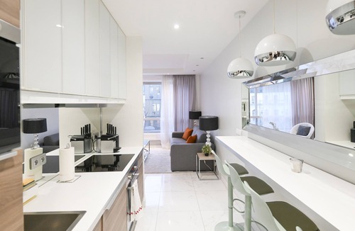 Faubourg-du-Roule Apartment | Chic & Peaceful Champs-Elysées Retreat with AC