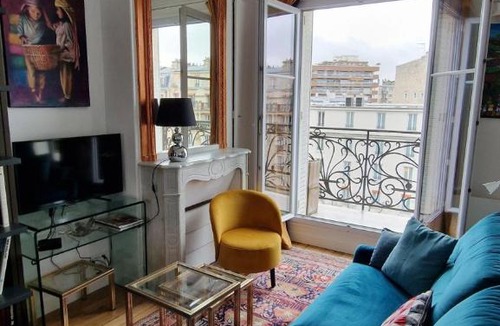 12th Arrondissement Apartment | Cocosmann