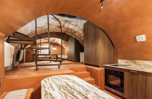 Arts-et-Metiers Apartment | COMBINING AUTHENTIC PARISIAN CHARACTER WITH MODERN COMFORTS -MARAIS