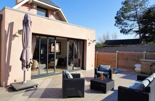 Saint-Martin de Brehal House | Comfortable holiday home 50 m from the sea
