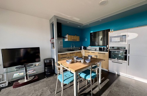 Saint-Hilaire-de-Riez Apartment | Comfortable apartment, sea view, pets allowed