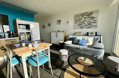 Saint-Hilaire-de-Riez Apartment | Comfortable apartment, sea view, pets allowed