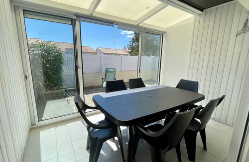 Bretignolles-sur-Mer House | Comfortable house near beach with veranda and private parking