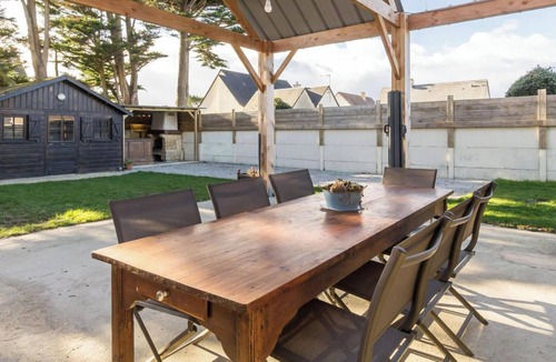 Saint-Germain-sur-Ay Cottage | Comfortable house, pets allowed - 8 guests