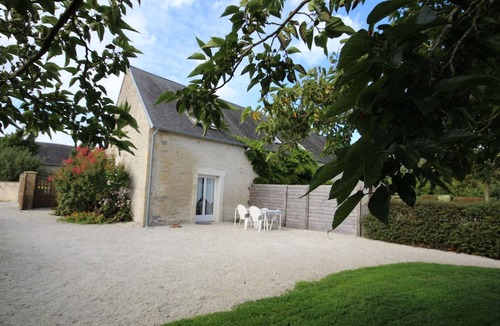 Grandcamp-Maisy Cottage | Comfortable 2* gîte 5 min from the beach, 10 min from Pointe du Hoc, 20 min from Omaha