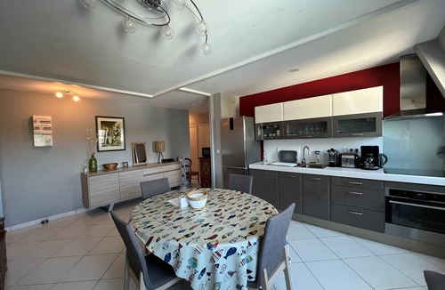 La Roche-Posay Apartment | Comfortable apartment with WIFI, washer and dishwasher