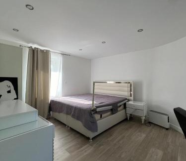 Arconsat House | Comfortable house