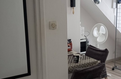 Roubaix Apartment | Comfortable studio