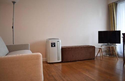 Villa Montmorency Apartment | Comfortable Studio With Balcony In Paris 16th