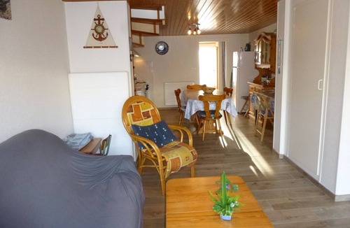 Fromentine House | Comfortable Villa Steps from Beach, Forest & Shops – Sleeps 5