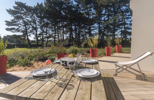 Le Palais House | Contemporary House: Close to Town and Beach, Pets Allowed