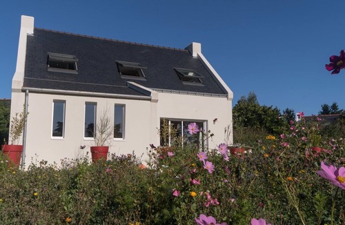 Le Palais House | Contemporary House: Close to Town and Beach, Pets Allowed