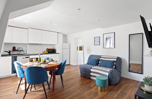 Arts-et-Metiers Apartment | Cosy 2BR - Le Marais & Place des Vosges - Sleeps 4