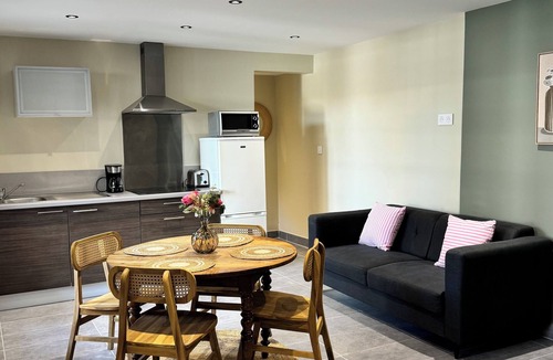 Saint-Martin de Brehal Apartment | Cosy apartment between beach and city center