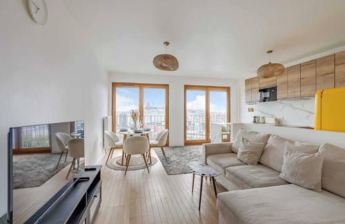 Quartier de la Goutte-d'Or Apartment | Cosy Flat - 1bdr/4p - View on the Sacre-coeur