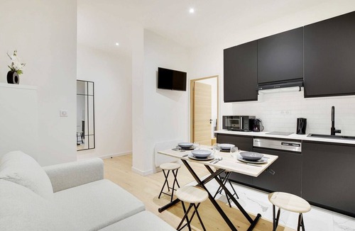 Quartier de la Folie-Mericourt Apartment | Cosy modern flat 1BR 4P Oberkampf
