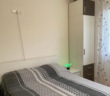 Le Mans House | Cosy studio, lit double