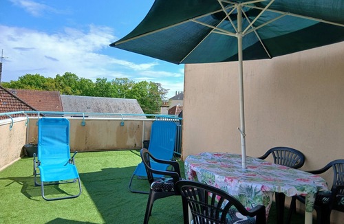 Chartres Apartment | Cosy studio terrace in Chartres