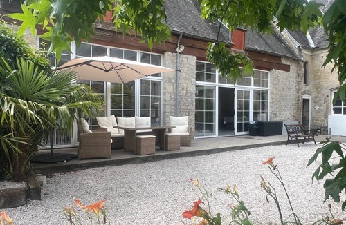 Saint-Come-du-Mont Villa | Cottage 'Gite 5' with Shared Terrace and Shared Garden